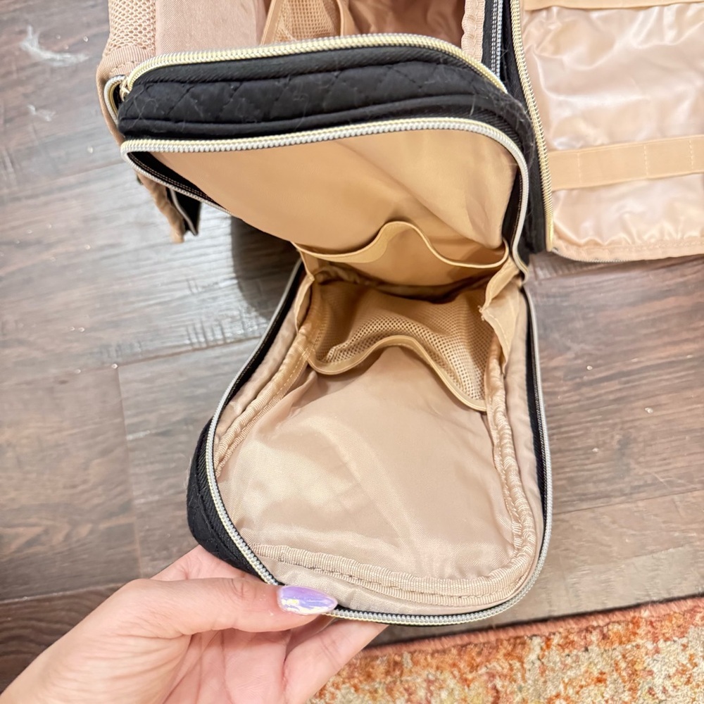BAGSMART Quilted Black Travel Bag - Picture 5 of 11